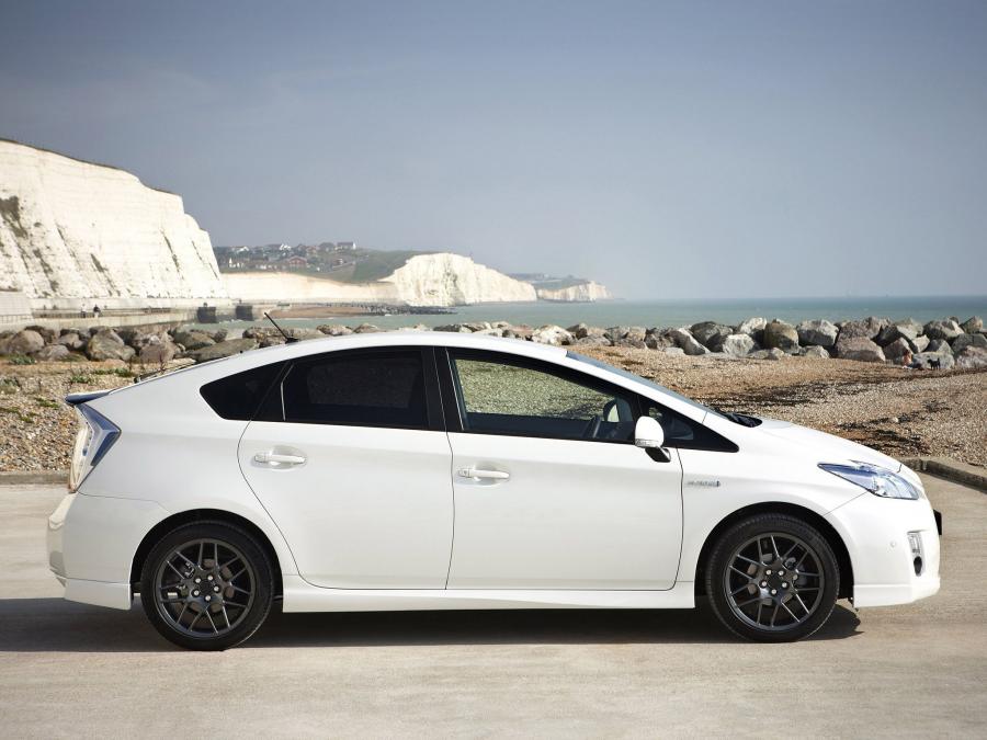  Toyota Prius 10th Anniversary 2010 года  (фото 22 из 22)